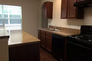 5548 Plantation Forest Dr, Katy, TX 77449 - Photo 7