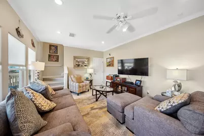 521 Beachfront Drive, Matagorda, TX 77457 - Photo 9