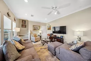 521 Beach Front Dr, Matagorda, TX 77457 - Photo 9