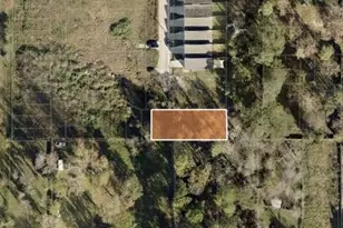 5804 Burt St, Houston, TX 77091 - Photo 1