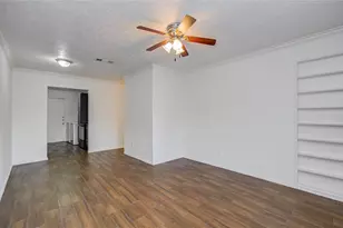 15216 Wickbriar Dr, Houston, TX 77053 - Photo 19