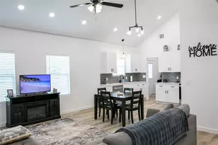 95 Red Tip Ln, Brenham, TX 77833 - Photo 9