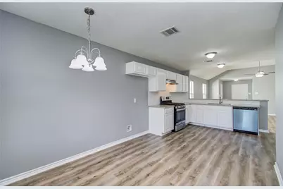 8511 Doskocil Drive, Houston, TX 77044 - Photo 9