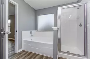 8511 Doskocil Dr, Houston, TX 77044 - Photo 13