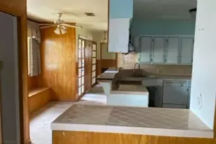 1002 S College Ave, Cleveland, TX 77327 - Photo 13