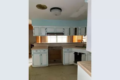 1002 S College Avenue, Cleveland, TX 77327 - Photo 15