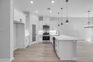 14833 Spica Ct, Willis, TX 77318 - Photo 7