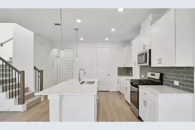 625 Sand Dollar, Kemah, TX 77565 - Photo 3