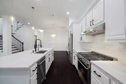 8213 Cabernet Lane, Houston, TX 77055 - Photo 9