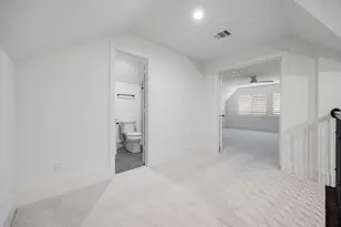 8213 Cabernet Ln, Houston, TX 77055 - Photo 23