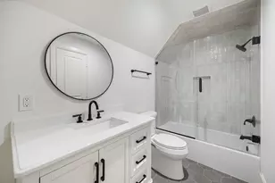 8213 Cabernet Ln, Houston, TX 77055 - Photo 25