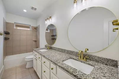 8213 Cabernet Lane, Houston, TX 77055 - Photo 19