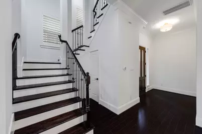 8213 Cabernet Lane, Houston, TX 77055 - Photo 5