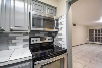 2507 Montrose Boulevard #22, Houston, TX 77006 - Photo 19