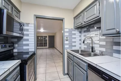 2507 Montrose Boulevard #22, Houston, TX 77006 - Photo 17