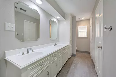 12310 Rocky Knoll Drive, Houston, TX 77077 - Photo 23