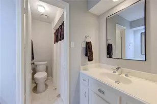 12310 Rocky Knoll Dr, Houston, TX 77077 - Photo 27