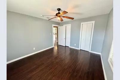 3714 Avenue S 1/2, Galveston, TX 77550 - Photo 9