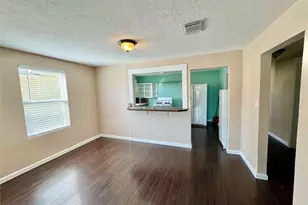 3714 Ave S 1/2, Galveston, TX 77550 - Photo 5
