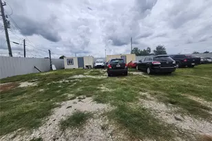 7037 W Orem Dr, Houston, TX 77085 - Photo 7