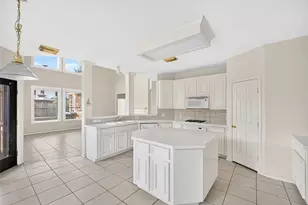 10038 Katherine Ct, Houston, TX 77089 - Photo 17