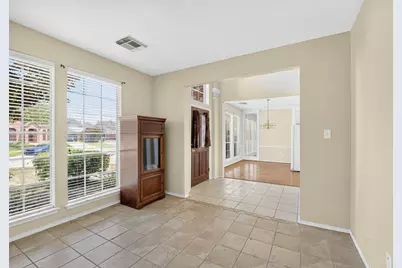10038 Katherine Court, Houston, TX 77089 - Photo 9