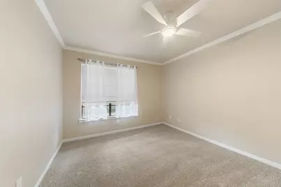 2255 Braeswood Park Drive #105, Houston, TX 77030 - Photo 17