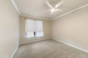 2255 Braeswood Park Dr, Houston, TX 77030 - Photo 17