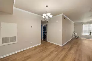 2255 Braeswood Park Dr, Houston, TX 77030 - Photo 13