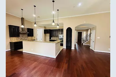 111 Bella Luce, Shenandoah, TX 77381 - Photo 5