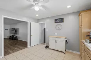 1918 51st St, Galveston, TX 77551 - Photo 9