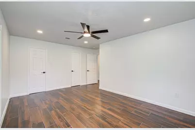 6930 S Oak Bend Drive, Alvin, TX 77511 - Photo 19