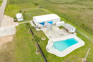 139 Driftwood Rd, Freeport, TX 77541 - Photo 29