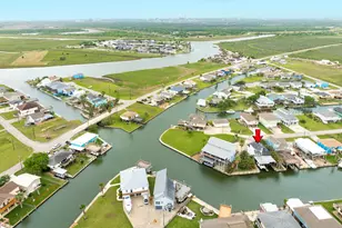 139 Driftwood Rd, Freeport, TX 77541 - Photo 3