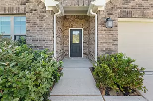 17707 Sapphire Pines Dr, New Caney, TX 77357 - Photo 3