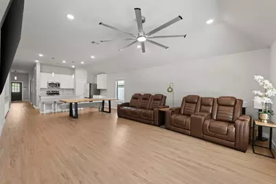 17707 Sapphire Pines Drive, New Caney, TX 77357 - Photo 11