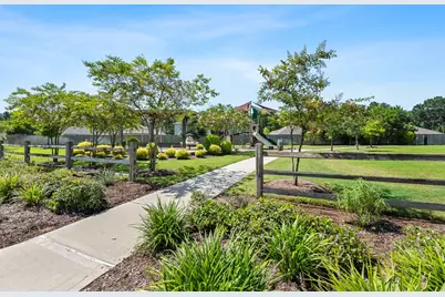 17707 Sapphire Pines Drive, New Caney, TX 77357 - Photo 35