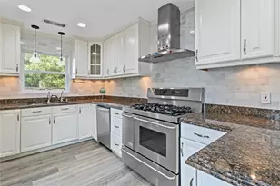 2530 Wordsworth St, Houston, TX 77030 - Photo 11