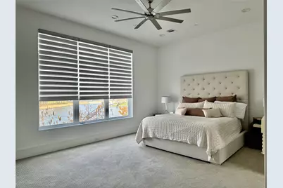 1448 Lake Pointe Parkway, Sugar Land, TX 77478 - Photo 15