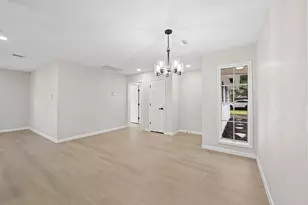 523 Lazy Ln, Brazoria, TX 77422 - Photo 3