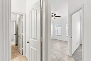 637 Maple Point Dr E, Conroe, TX 77301 - Photo 31