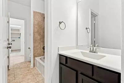 637 Maple Point Drive E, Conroe, TX 77301 - Photo 43