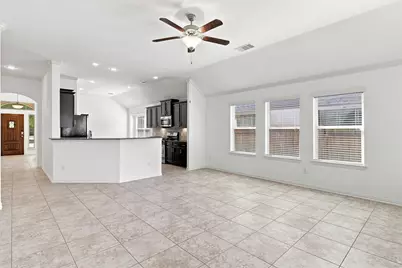 637 Maple Point Drive E, Conroe, TX 77301 - Photo 17