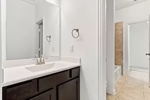 637 Maple Point Dr E, Conroe, TX 77301 - Photo 29