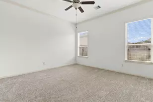 637 Maple Point Dr E, Conroe, TX 77301 - Photo 23
