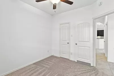 637 Maple Point Drive E, Conroe, TX 77301 - Photo 31