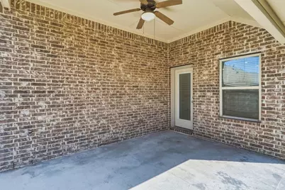 637 Maple Point Drive E, Conroe, TX 77301 - Photo 43