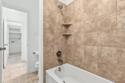 637 Maple Point Drive E, Conroe, TX 77301 - Photo 33