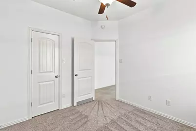 637 Maple Point Drive E, Conroe, TX 77301 - Photo 33