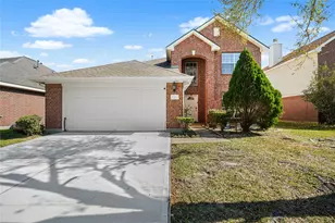 11354 Astoria Blvd, Houston, TX 77089 - Photo 1